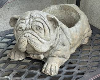 Bulldog Figurine Planter crafted in resin or plaster. Item in used condition with some wear consistent with outdoor use. 

Measures about 20" x 10" 
