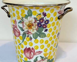 Mackenzie-Childs Buttercup Ice Bucket- New

Measuring about 8 inches tall and 8.5 inches wide.