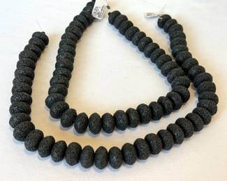 Rondelle Lava Stone Beads, 10x15m

Two strands 