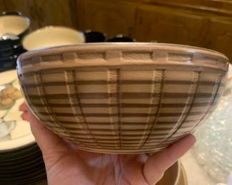 Pfaltzgraff Shadow Box Mocha Bowls