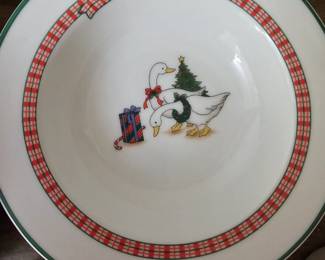 Anchor “Memories” Christmas Dinnerware