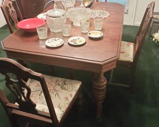 Mahogany table and chairs 