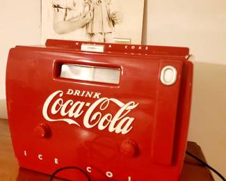 Modern coke radio 