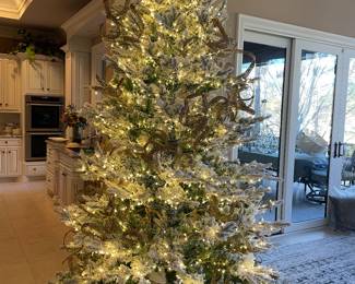 9ft pre lit Christmas tree