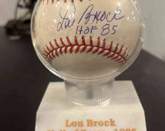 001 Lou Brock Hall Of Fame Autographed Baseball