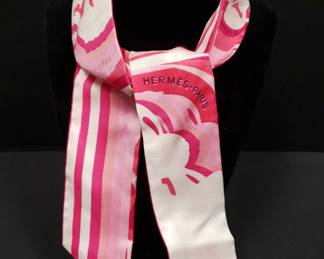 "Festival of Gifts" in Evans, GA. Starts Closing on Fri 12/1 at 8pm. Pickup on Mon 12/4 from 12-6pm. Please click here to view more photos, descriptions, and current bids:&nbsp;https://ctbids.com/estate-sale/24353