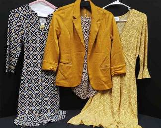 "Festival of Gifts" in Evans, GA. Starts Closing on Fri 12/1 at 8pm. Pickup on Mon 12/4 from 12-6pm. Please click here to view more photos, descriptions, and current bids:&nbsp;https://ctbids.com/estate-sale/24353