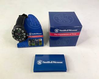 NEW Smith & Wesson Watch