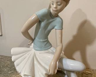 Lladro 'Julia' Ballerina Figurine #1361, 9"H,  was $40, NOW $30