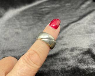 Sterling ring #1 - approx size 6, was $35, NOW $20