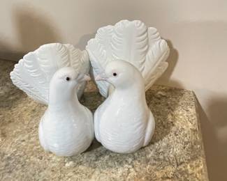 LLadro Doves Kissing Birds, 5.5"H,  was $50, NOW $35