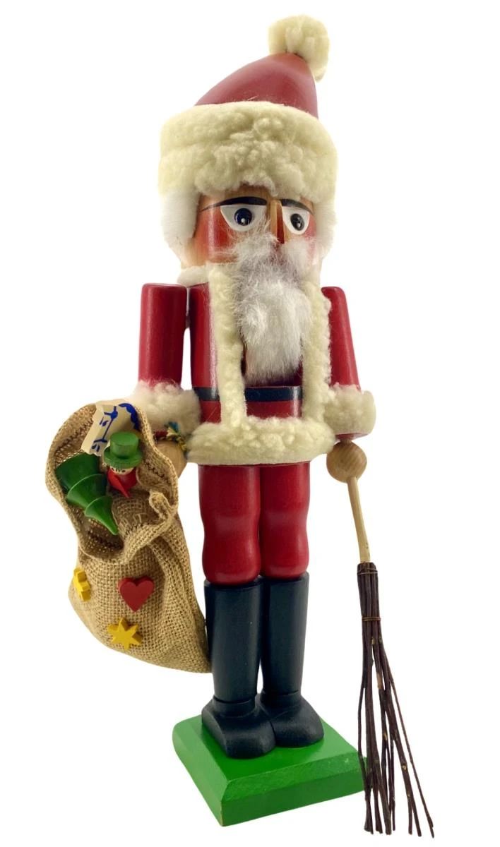 Monarch Auction Gallery Collection 112623 starts on 11/20/2023