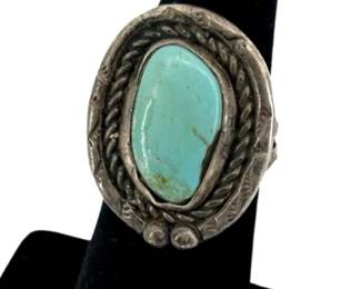 Native American Silver & Turquoise Ring
