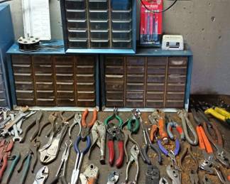 Assorment of Hand Tools 