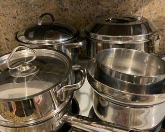 Assortment of Pots & Pans