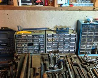 Assorment of Hand Tools 