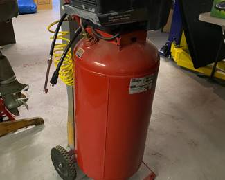 26 Gallon Air Compressor 