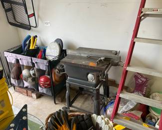 TABLE SAW
