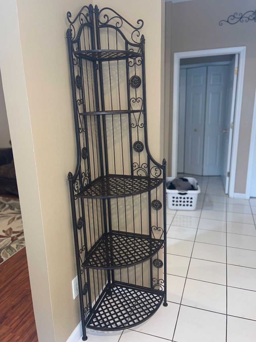 Furniture in Dearborn, MI starts on 11/22/2023