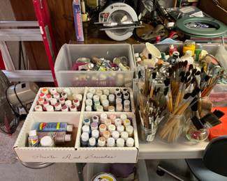 PAINTS AND ART SUPPLIES 