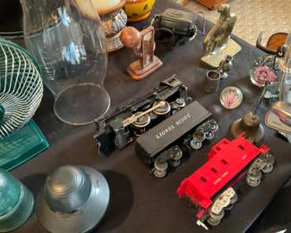 LIONEL TRAINS