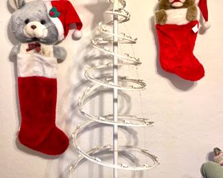 Light up outdoor Christmas tree decor