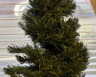 Mini desk Christmas tree