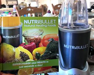 Nutribullet blender and natural healing foods recipe book