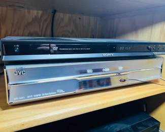 JVC DR-MX1 DVD/VHS Burner with hard drive