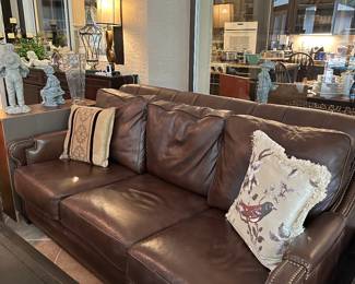 Leather recliner sofa