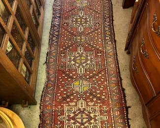 Vintage Oriental Runner. 7'9"x2'8"