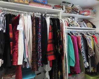 Ladies Chico clothing sizes 2 and 3.