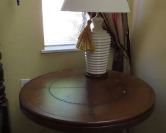 Round pedestal table.