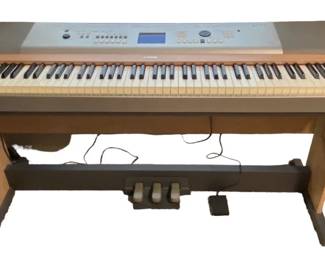 HIGH END Yamaha Digital Piano