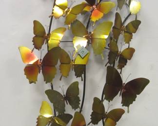 METAL WALL ART WITH BUTTERFLIES