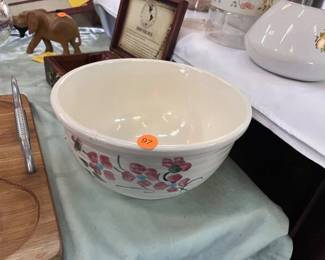 POTTERY MIXING BOWL