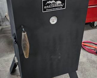 ELECTRIC SMOKER