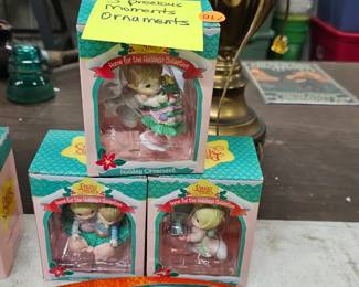 PRECIOUS MOMENTS ORNAMENS