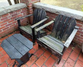 2 Chairs & Table 