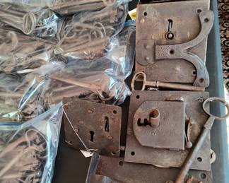 Antique 1800's Locks And Keys