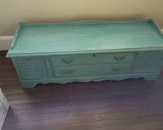 Lane Cedar Chest