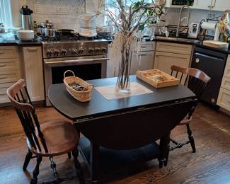 Drop Leaf Kitchen Table & Chairs