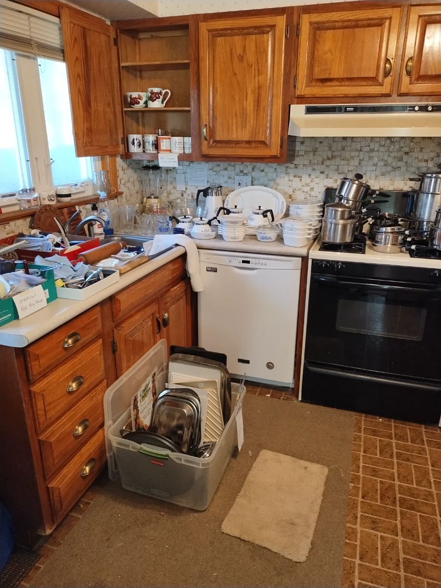 PACKED HOUSE & GARAGE NILES ITEMS FROM A TO Z starts on 12/1/2023