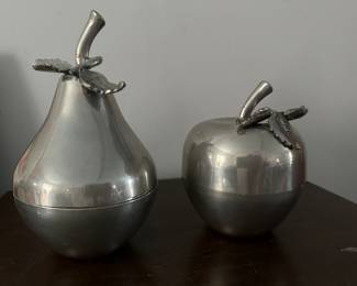 Pewter Apple, pear