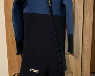 Wetsuit