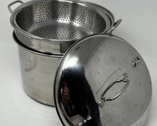 Lot 52 | Stock Steamer Pot with 2 Baskets
Lot 52 | Stock Steamer Pot with 2 Baskets
