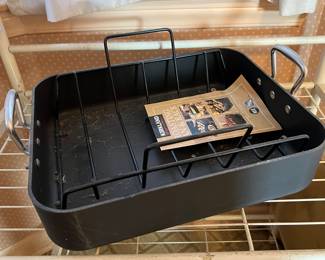 Lot 133 | Roaster With Rack
