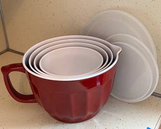 Lot 120 | Mixing Bowl Set With Lids
