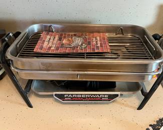 Lot 113 | Farberware Free Range Electric Grill Untested
