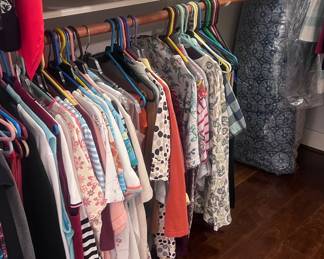 Large Selection of clothes from medium to Extra Large